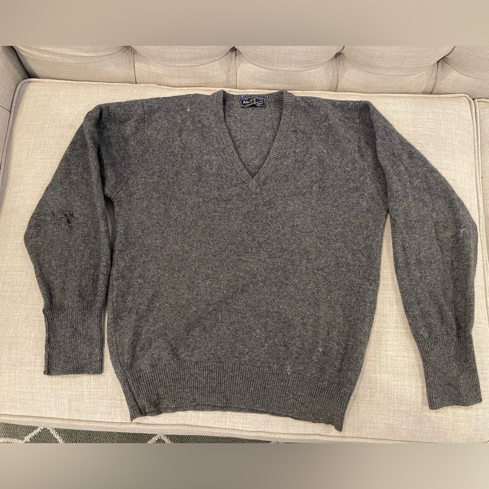 Vintage Cashmere grey sweater made in Scotland